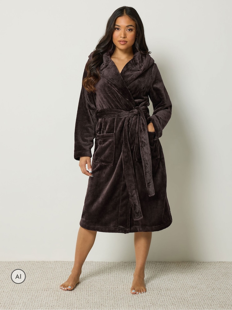 PixieGirl Petite Brown Super Luxe Hooded Dressing Gown - Image 2 of 4 PixieGirl Petite Brown Super Luxe Hooded Dressing Gown - Image 2 of 4