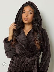 PixieGirl Petite Brown Super Luxe Hooded Dressing Gown - Image 4 of 4