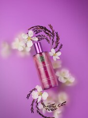 Rituals The Ritual of Yozakura Shimmering Body Oil 100ml - Image 4 of 5