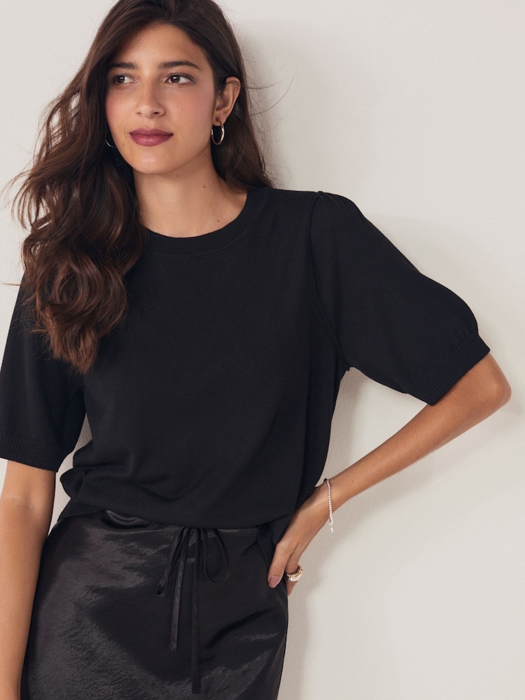 Black Crew Neck Short Sleeve Knitted Top - Image 1 of 6 Black Crew Neck Short Sleeve Knitted Top - Image 1 of 6