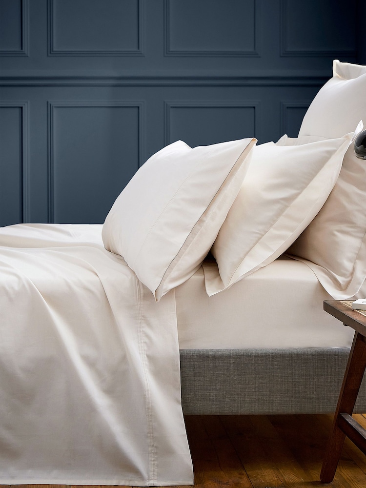 Bedeck of Belfast Natural Bob 600 Thread Count Egyptian Cotton Oxford Pillowcase - Image 1 of 2