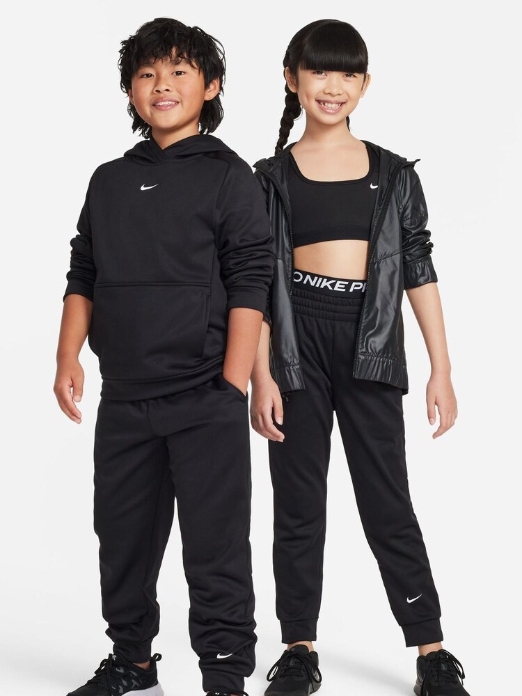 Nike Therma-fit Turnschuhe in Multi - Bild 1 von 1 Nike Therma-fit Turnschuhe in Multi - Bild 1 von 1