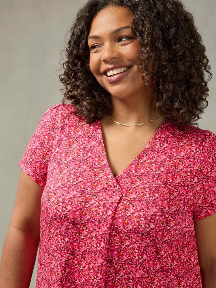 Live Unlimited Curve - Pink Ditsy Print Pleat Front V-neck Top - Image 3 of 4
