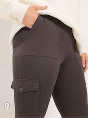 Yours Curve Brown Cargo Leggings - Image 4 of 7