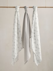 Mamas & Papas 3 Pack Grey Muslin 100% Cotton Squares - Image 2 of 2