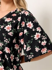 Yours Curve Black Pleated Front Swing Top - Image 4 of 5
