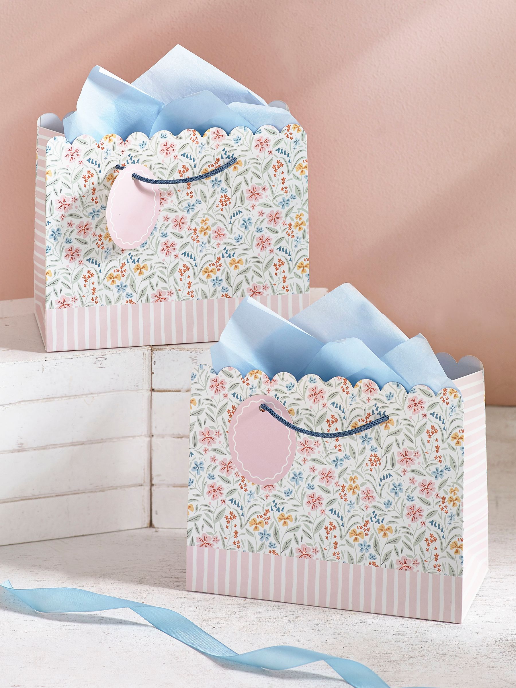 Set of 2 Pink Ditsy Floral Small Gift Bags