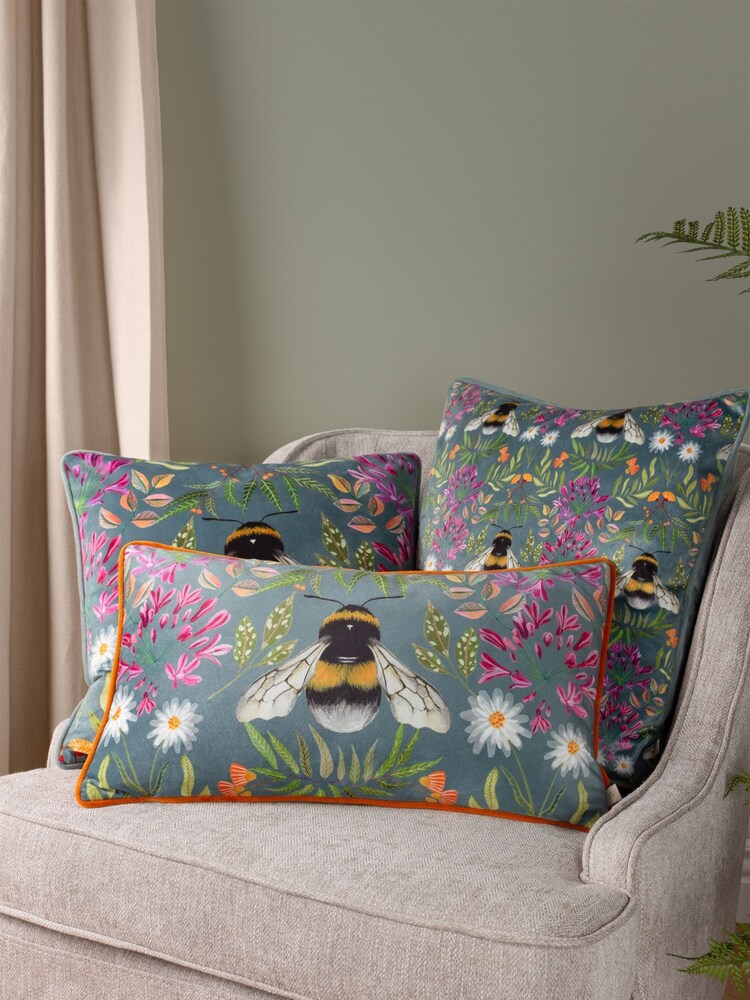 Wylder Nature Blue House Of Bloom Zinnia Bee Floral Velvet Piped Cushion - Image 2 of 6