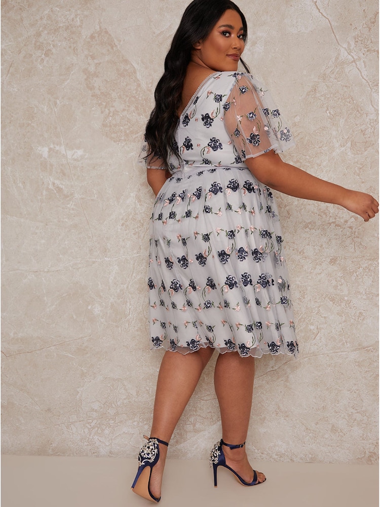 Chi Chi London Blue Curve 3D Floral Midi Dress - Image 2 of 4 Chi Chi London Blue Curve 3D Floral Midi Dress - Image 2 of 4