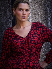 Live Unlimited Red Ditsy Print V-Neck Jersey Dress - Image 2 of 8