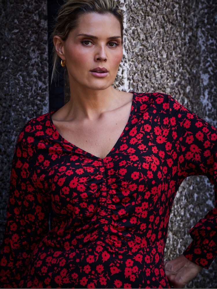 Live Unlimited Red Ditsy Print V-Neck Jersey Dress - Image 2 of 8