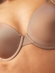 Praline Nude/White 2 Pack Light Pad Full Cup Smoothing Ultimate Comfort T-Shirt Bra A-E - Image 6 of 12