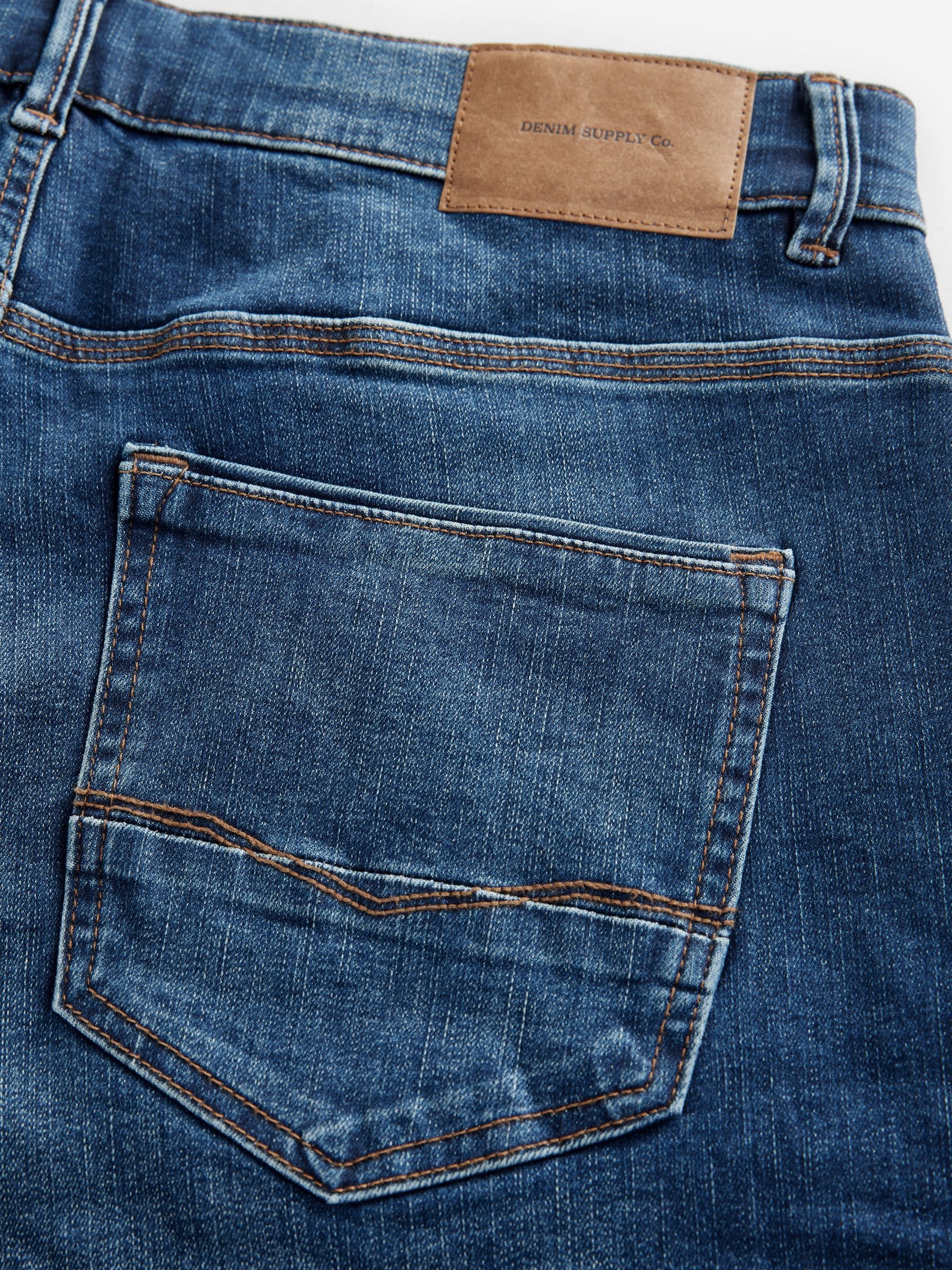 Next：日本 ブルー ミッド - スリムフィット - オーセンティック