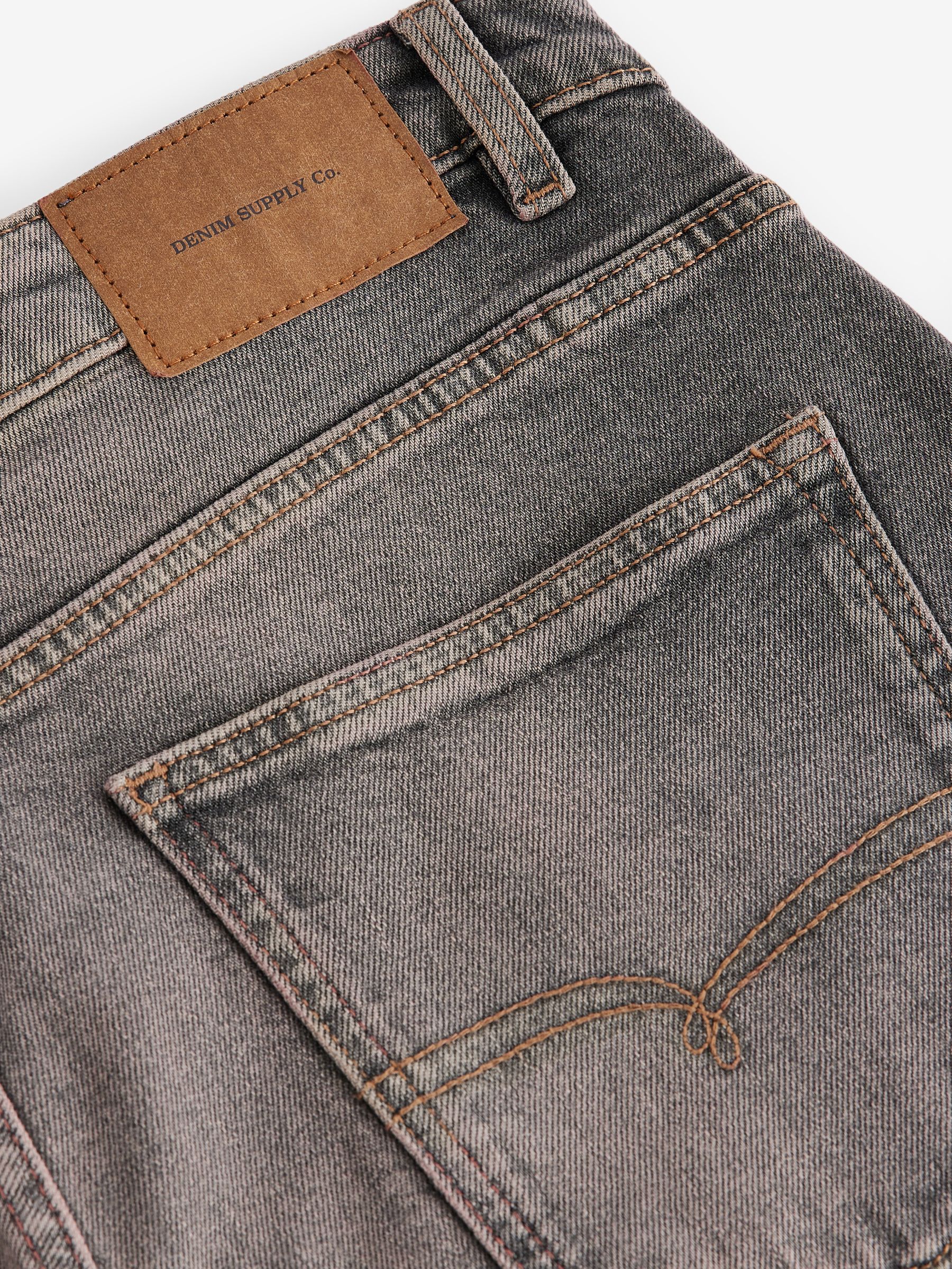 【有名人芸能人】 Buy USA Next from Jeans Denim Wash Vintage Fit Slim Mid Grey パンツ