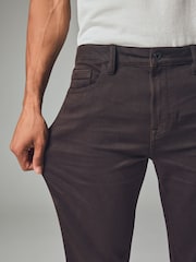 Dunkelbraun - Bequeme Stretch-Jeans - Bild 6 von 13