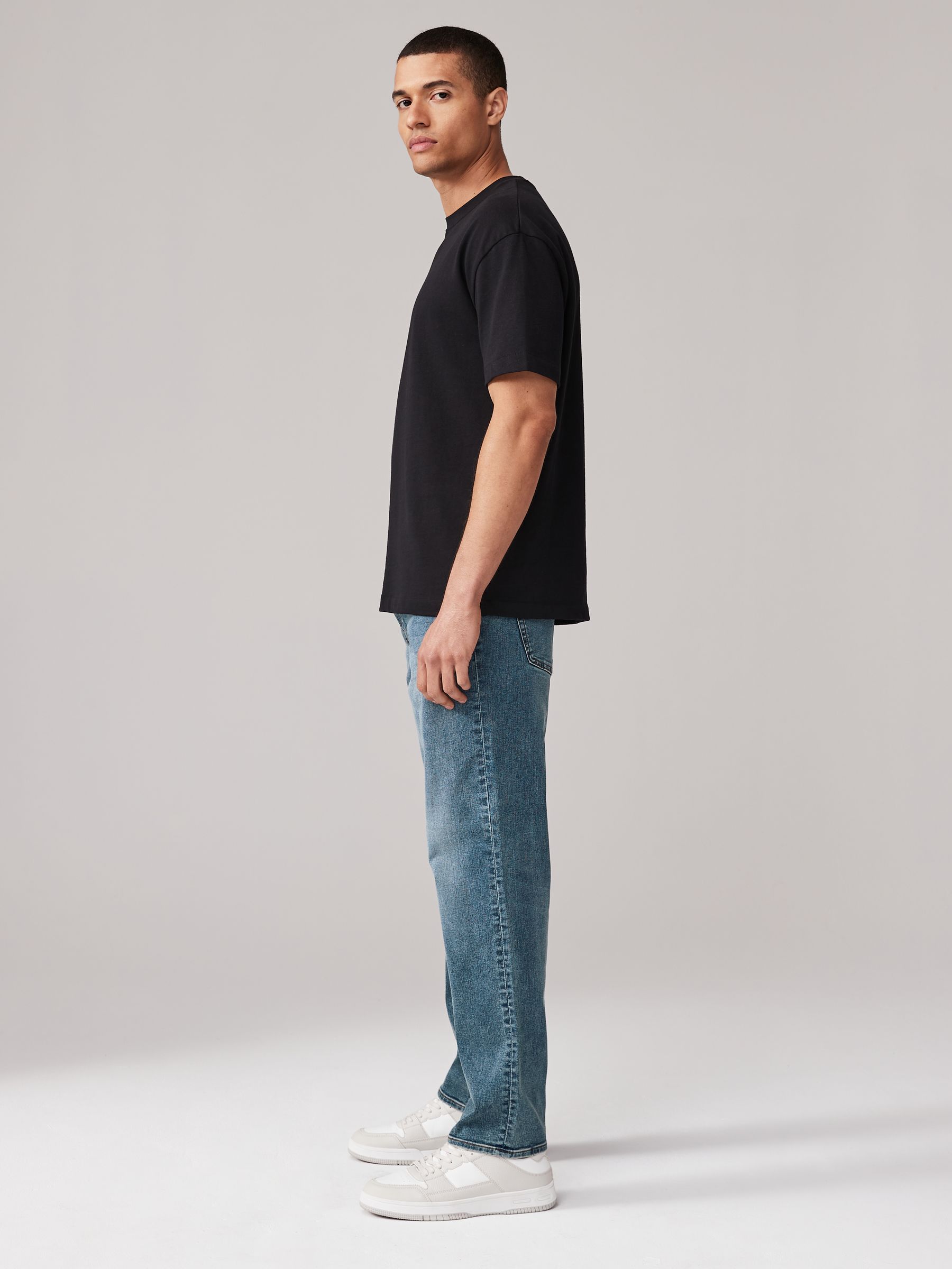 Straight-cut blue jeans with A NEW ERA OF ME print main image 1