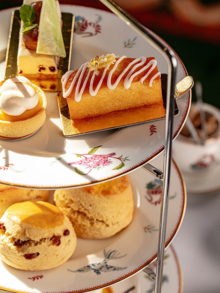 Virgin Experience Days Afternoon Tea for Two - Image 3 of 3