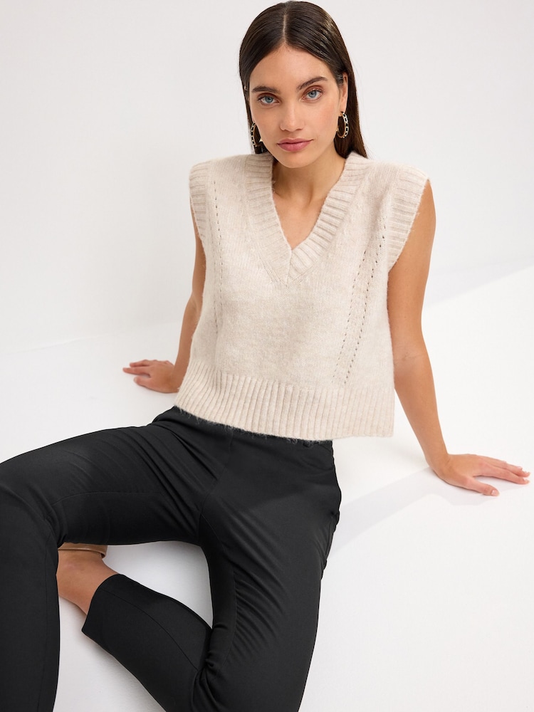 Ecru, Weiß - Tanktop mit V-Ausschnitt - Bild 2 von 6