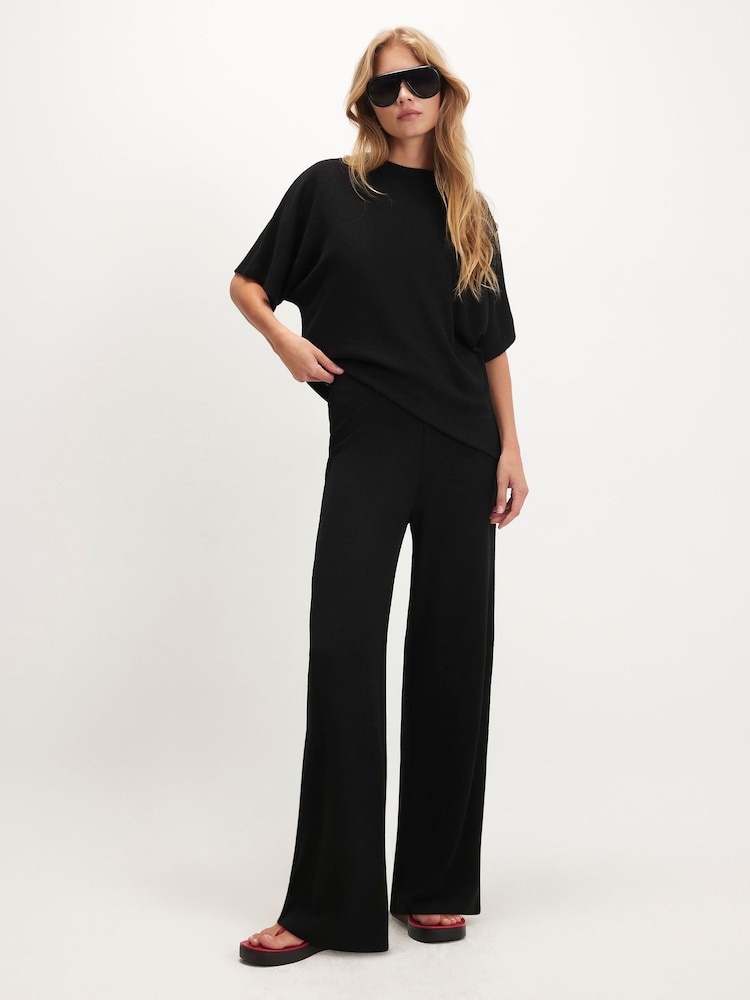 بنطلون بتقنية القص والخياطة من River Island - صورة 1 من 4