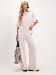 بنطلون بتقنية القص والخياطة من River Island - صورة 1 من 4