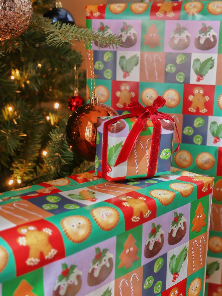 Festive Food Standard Width, 15m Christmas Wrapping Paper - Image 2 of 4