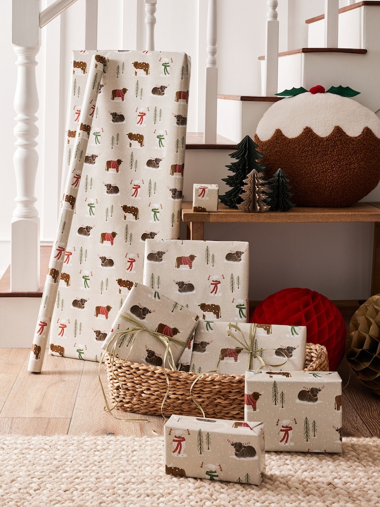 Natural Hamish Standard Width, 15m Christmas Wrapping Paper - Image 1 of 4