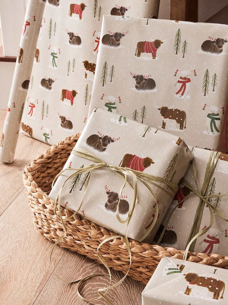 Natural Hamish Standard Width, 15m Christmas Wrapping Paper - Image 2 of 4