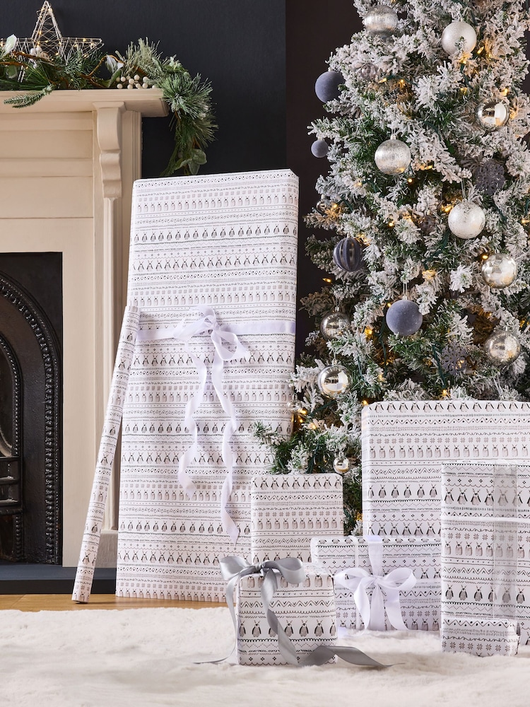 Fairsle Penguins Standard Width, 15m Christmas Wrapping Paper - Image 2 of 4