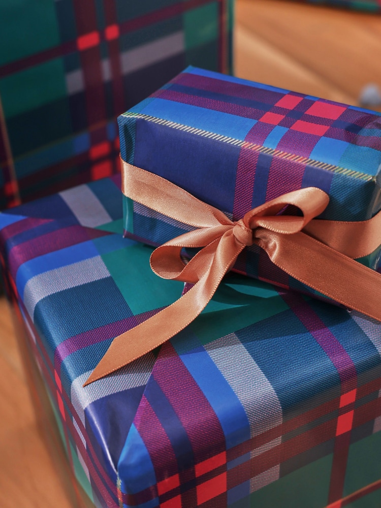 Blue Check Standard Width, 15m Christmas Wrapping Paper - Image 2 of 4