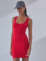 Rot - self. Ärmelloses, nahtloses Kleid mit Rippung - Bild 4 von 7