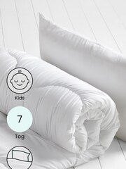 Kids Junior 7 Tog Duvet And Pillow Set - Image 1 of 1
