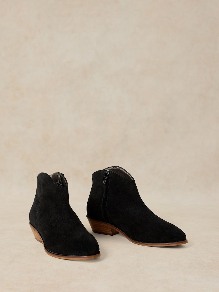 Crno - White Stuff Mae Suede Ankle Čizme - Slika 2 od 4 Crno - White Stuff Mae Suede Ankle Čizme - Slika 2 od 4
