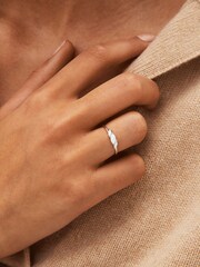 Sterling Silver Opal Stone Ring - Image 1 of 3