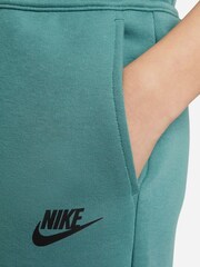 Nike Green Tech Fleece Shorts - Image 5 of 7
