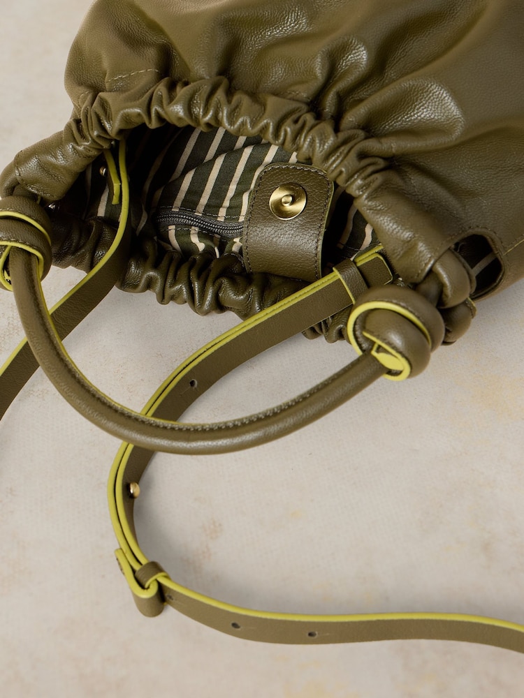 White Stuff Mini Callie Leather Bag - Image 5 de 5