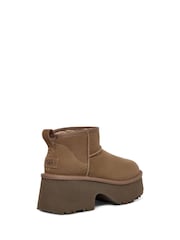 UGG Natural Classic Ultra Mini New Heights Boots - Image 4 of 6