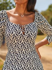 Sosandar Black Long Sleeve Sweetheart Neck Fit and Flare Dress - Image 5 of 5