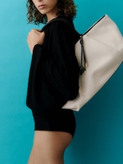 Mango Cream Elegant Top Handle Shoulder Bag - Image 5 of 5
