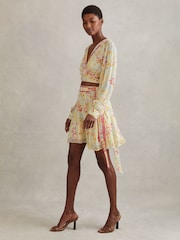 Reiss Pink/Yellow Lyla Floral Print Tie Waist Mini Skirt - Image 4 of 5
