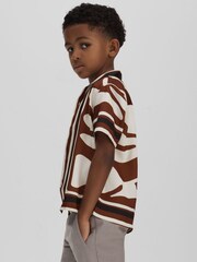 Reiss Tobacco Tom Teen Printed Cuban Collar Shirt - Image 2 of 4