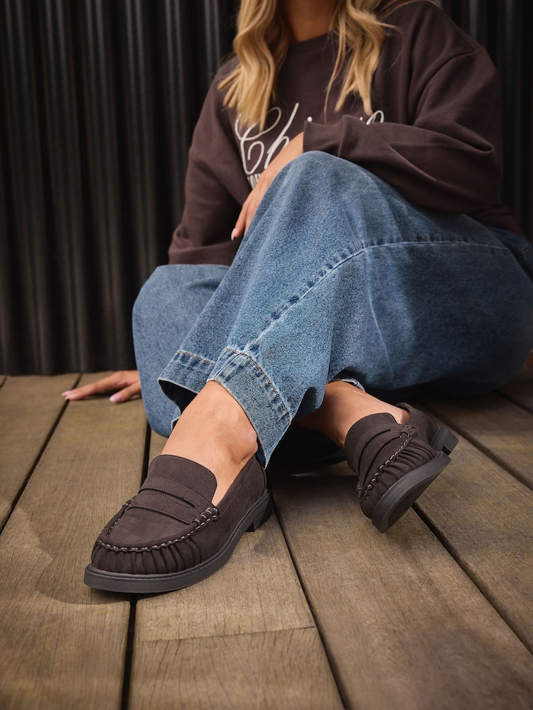 Yours Curve Brown Faux Suede Ruched Front Loafers in Extra Wide EEE Fit - Image 2 of 3