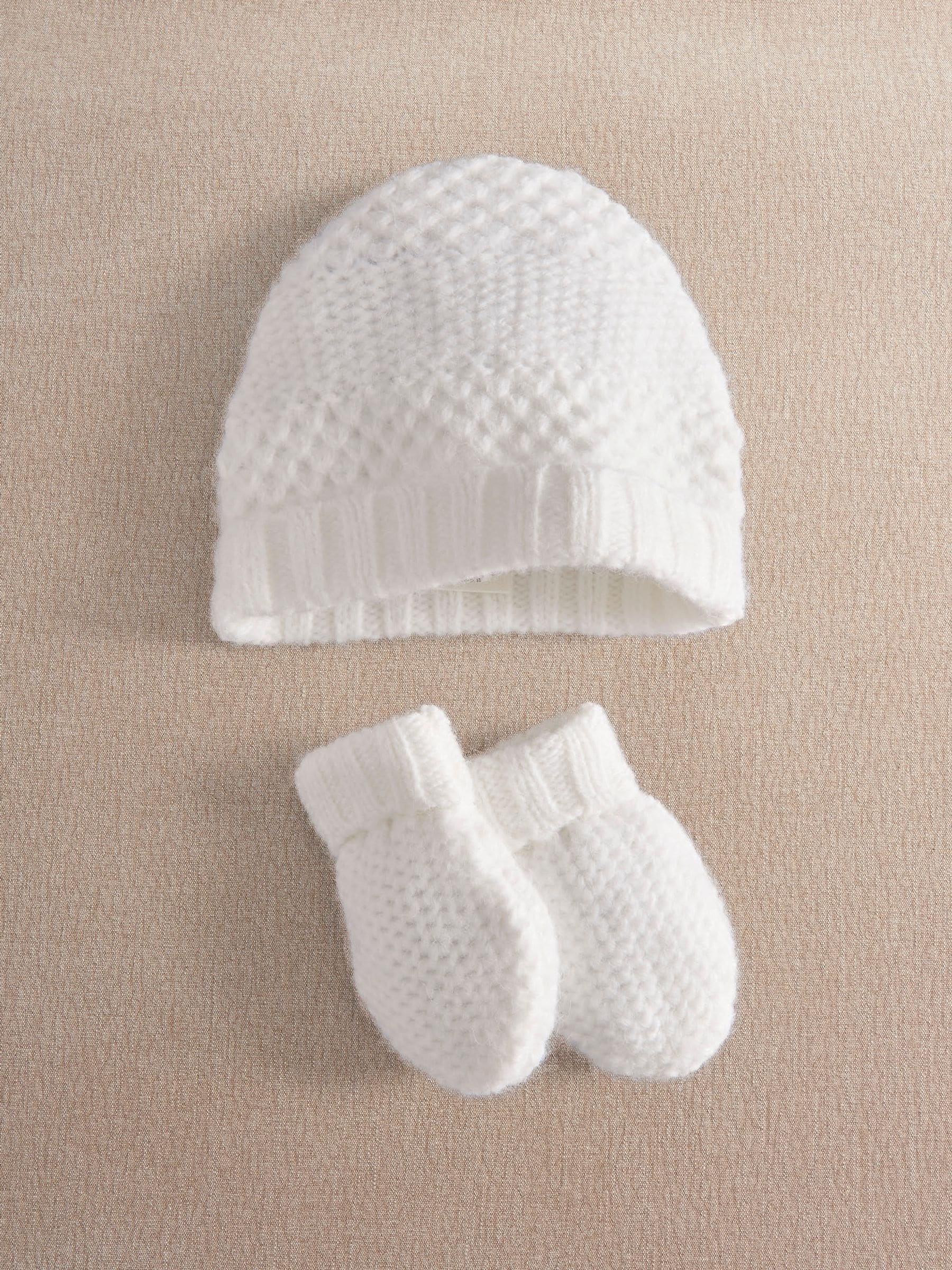 Mamas & Papas White Knitted Hat & Mitts Set