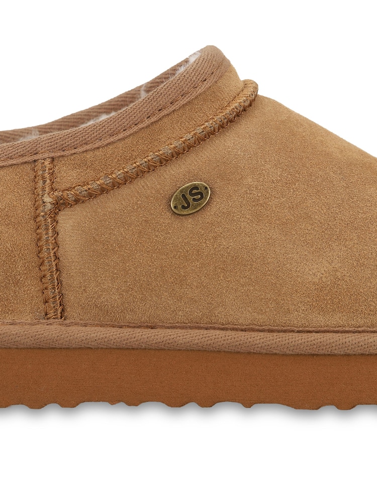 Just Sheepskin Georgie Mini Sheepskin Boot Slippers with EVA Sole - Image 5 of 5 Just Sheepskin Georgie Mini Sheepskin Boot Slippers with EVA Sole - Image 5 of 5