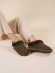 Brown - Just Sheepskin Holly Full Back Sheepskin Slippers with EVA Sole - Larawan 1 ng 5