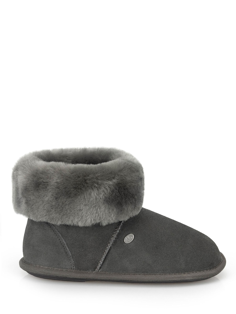 Just Sheepskin Ladies Albery Sheepskin Slipper - Image 2 of 5 Just Sheepskin Ladies Albery Sheepskin Slipper - Image 2 of 5