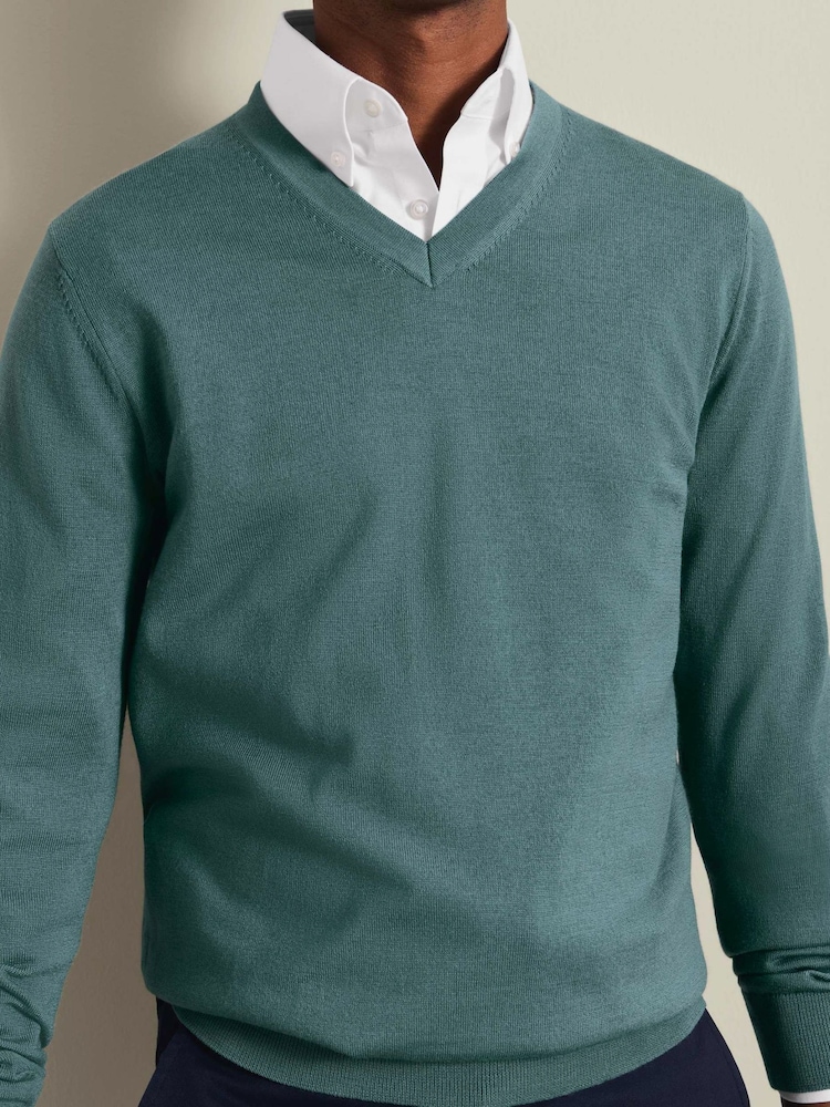 Charles Tyrwhitt Green Pure Merino V-Neck Jumper - Image 2 of 5