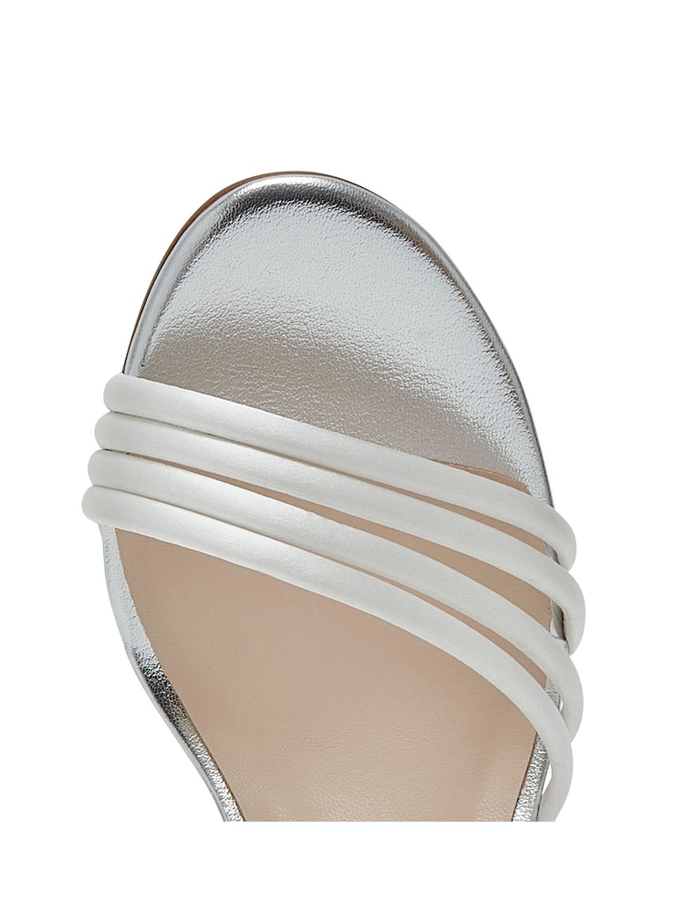Rainbow Club – Dakota – Sandalen aus Satin, Elfenbein - Bild 6 von 6 Rainbow Club – Dakota – Sandalen aus Satin, Elfenbein - Bild 6 von 6