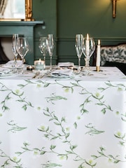 Avalon Home Snowdrop and Hellebore Tablecloth - Slika 2 od 6
