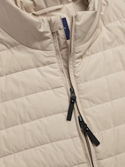 Dabisks tonis - Charles Tyrwhitt vieglā stepētā veste - Attēls 5 no 5