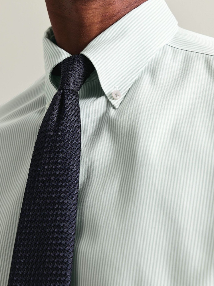 Charles Tyrwhitt Green Non Iron Pinpoint Oxford Shirt - Image 2 of 5 Charles Tyrwhitt Green Non Iron Pinpoint Oxford Shirt - Image 2 of 5